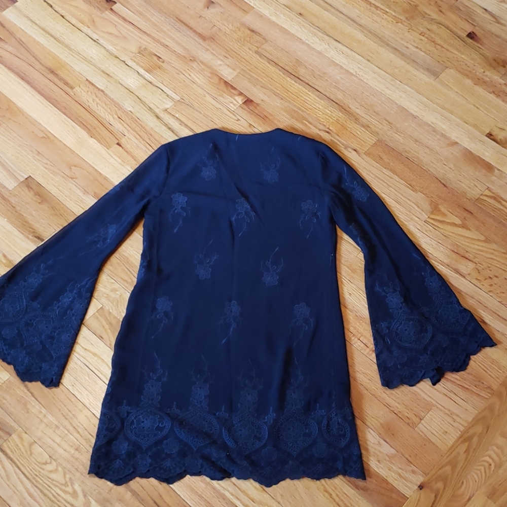 Dress - Picture 5 of 5